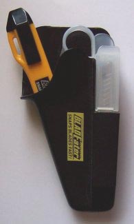 BladEater Clip-on Holster with Snap-Off Blade Well and free knife